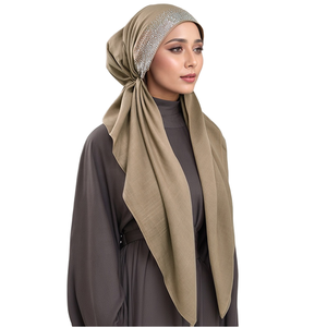Hijab instantané pour femmes avec bande confortable et strass - Foulard en polyester facile à porter - Product Image 1