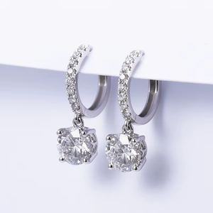 ต่างหูเพชรเพาะเลี้ยง 1 กะรัต ทรงบริลเลียนท์ ทองคำขาว 14K รับรองโดย IGI ดีไซน์มินิมอลสำหรับใส่ทุกวัน สำหรับผู้หญิง - Product Image 2