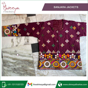 Veste vintage brodée tribale Banjara, faite à la main avec des miroirs, style ethnique bohème, veste de créateur pour femmes - Product Image 3