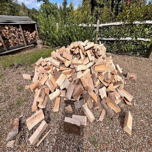 Wholesale Kiln-Dried <b>Oak</b> Birch Ash Beech Firewood <b>Logs</b> | Premium Hardwood for Heating, Fireplace, Stove, BBQ Energy Fuel Supply - Product Image 6