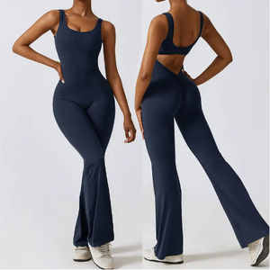 Mono de mujer a la moda con cuello en V profundo, ajustado, elegante, para verano, fiesta, playa, viajes, ropa elegante y con estilo. - Product Image 2