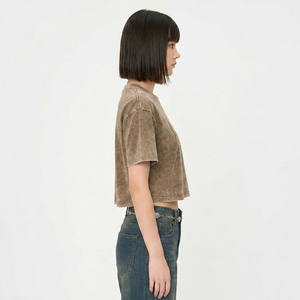 เสื้อครอปท็อปสีน้ำตาลสไตล์วินเทจสำหรับผู้หญิง ทรงบ็อกซี่ ล้างสีแบบมิเนอรัล ขายส่ง เสื้อยืดฤดูร้อน - Product Image 5