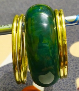 Bracelets en résine et bois massifs faits à la main, bijoux fantaisie bohèmes empilables, accessoires de mode en gros - Product Image 5