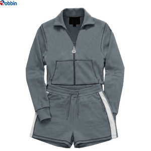 Conjunto Deportivo de 2 Piezas Personalizado para Mujer, Top con Cierre y Pantalones Cortos con Cintura Elástica, Gris, Informal, Transpirable, de Punto, de Poliéster, para Verano y Otoño - Product Image 1