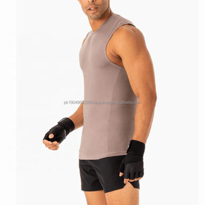 Camisetas de Compresión Deportivas Personalizadas de Poliéster y Elastano para Hombre, Camisetas de Tirantes Lisas para Fisicoculturismo y Fitness, Camisetas de Tirantes Suaves y Elásticas - Product Image 3