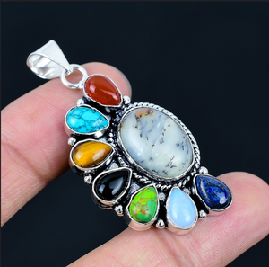 Pendentif demi-fleur en onyx naturel, collier floral, bijoux pour femmes, bijoux faits à la main - Product Image 2
