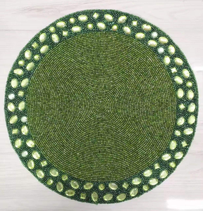 Exquisitos y Extravagantes Caminos de Mesa con Cuentas, Diseño de Hojas Multicolores, Decoración de Mesa Bordada a Mano, Camino de Mesa Bordado con Cuentas - Product Image 5