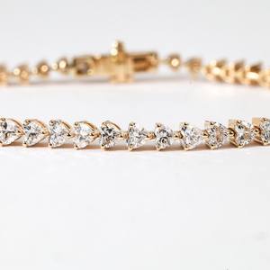 Bracelet tennis cœur en diamant certifié de laboratoire en or massif, bracelet de mariage délicat en or pour anniversaire - Product Image 6