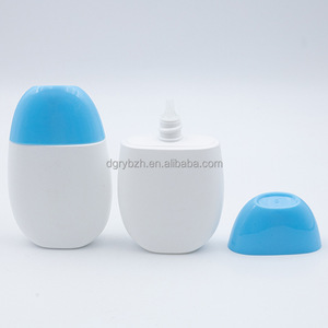 Ovale personnalisé 75ml 2.5oz Plat Grand Ventre Isolateur Solaire Bouteille Vide Compressible Cosmétique Emballage Doux Au Toucher Bouteille Avec Buse - Product Image 1