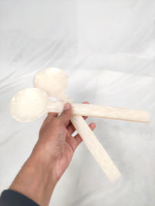 Ensemble de serveurs à salade en résine de qualité alimentaire écologique, logo personnalisé, cuillère à salade en résine rose, ustensiles de cuisine, nouveauté, manche noir - Product Image 6