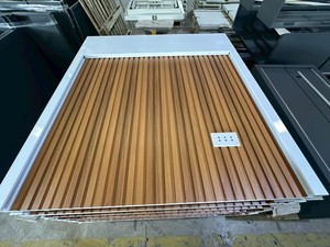 Vitrine d'exposition pour appareils électroménagers sur mesure de qualité supérieure |   Éclairage LED interactif |   Magasin de cosmétiques indépendant OEM pour la vente au détail - Product Image 5