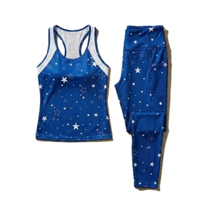 Ensemble de sport 2 pièces pour femme, taille oversize, débardeur imprimé et leggings longs avec poches, respirant, en spandex et polyester - Product Image 3