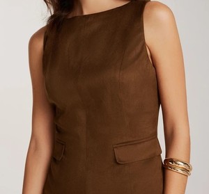 Débardeur court en daim pour femme, sans manches, style décontracté, gilet tendance, toucher doux, vêtements haut de gamme, vente en gros, fournisseur direct d'usine OEM - Product Image 3