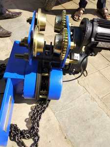 Palans électriques à chaîne de 1 à 5 tonnes, équipement de levage robuste, palan industriel avec crochet et moteur, CMK OEM disponible - Product Image 3