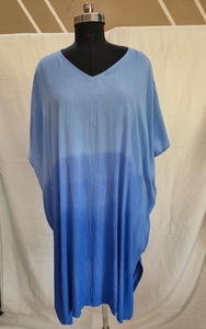Vestido Kaftan Ombre Tie Dye para Mujer, Estilo Holgado, Ropa de Playa con Tela de Rayón Suave y Elegante Diseño en Degradado Azul - Product Image 2