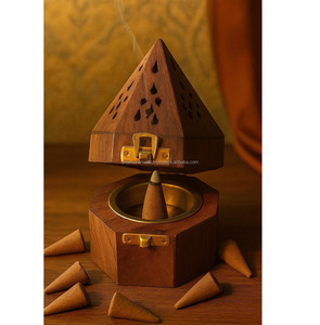 Decorative Wooden <b>Bakhoor</b> Burner with Metal Cup for Incense and <b>Oud</b> - Product Image 2