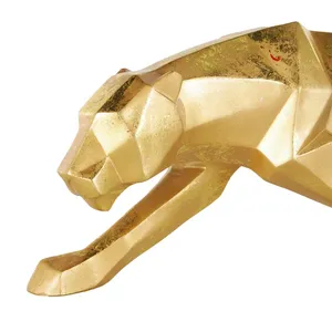 Escultura Geométrica Metálica Contemporánea, Hecha a Mano, Arte Decorativo Moderno para el Hogar, Diseño de Lujo, Aluminio Chapado en Oro - Product Image 4