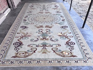 Stylish Hand-Tufted <b>Rugs</b> for Living Room Interiors | Comfortable and Durable Flooring Solutions - Product Image 5