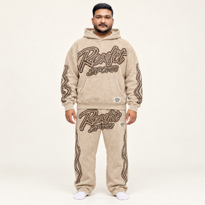 Ensemble de survêtement unisexe personnalisé beige avec sweat à capuche et pantalon imprimé graphique – Vente en gros de ensembles de sweats - Product Image 1