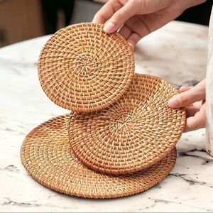 Sous-verres en rotin tressé faits à la main, écologiques, style bohème européen, sur mesure, tapis et dessous de verre ronds, prix d'usine Inde, vente en gros - Product Image 1