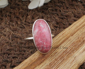 Bague Solitaire Classique Bohème Faite à la Main en Argent Sterling 925 avec Sertissage Bezel et Coupe Ovale Chevrolet, Certifiée pour Mariage et Fêtes - Product Image 4