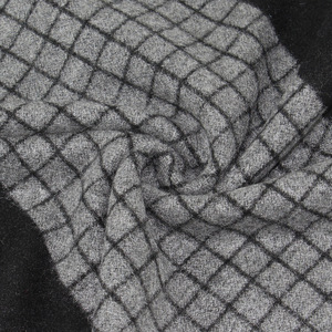 Écharpe Jacquard Épaisse à Carreaux en Mélange de Laine Teinte en Fil, Écologique et Personnalisée, pour Homme, Style Business Décontracté, Chaude, avec Pompons - Product Image 6