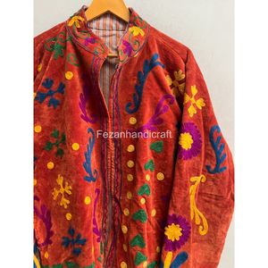 Chaqueta de terciopelo con bordado floral, cuello mandarín, abrigo de invierno, estilo bohemio chic para mujer, abrigo de terciopelo de manga larga. - Product Image 2