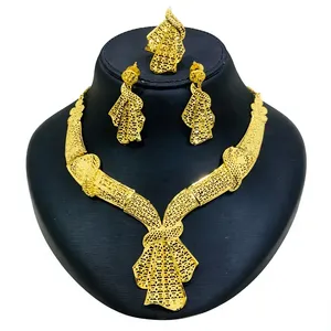 Conjunto de Collar con Dijes de Diseño para Mujer, Chapado en Oro, Cadena de Latón con Caja de Flores, Joyería Clásica para Boda - Product Image 2