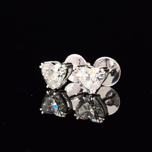 Boucles d'oreilles en platine PT950 avec diamants de laboratoire, 3 carats, taille brillant cœur, blanches, pour cadeau d'anniversaire ou de mariage - Product Image 2
