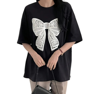 Camiseta informal de cuello redondo para mujer con diseño de lazo en 3D, tejido de punto de poliéster, longitud regular, para todas las estaciones, camiseta extragrande - Product Image 1