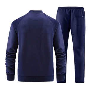 Chándal deportivo para hombre, ideal para entrenamientos en el gimnasio, correr y uso diario, que ofrece soporte elástico y una construcción transpirable. - Product Image 4