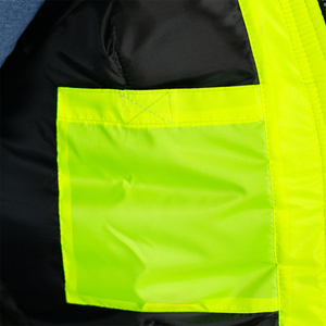 บริการ OEM เสื้อแจ็คเก็ตกันหนาวแบบมีไฟ LED สะท้อนแสง กันน้ำ น้ำหนักเบา พร้อมฮู้ด - Product Image 4