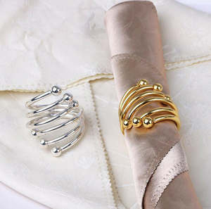 Anillo para servilletas de acero inoxidable con diseño en espiral decorativo, accesorio de lujo para la mesa, juego de 2 piezas. - Product Image 2