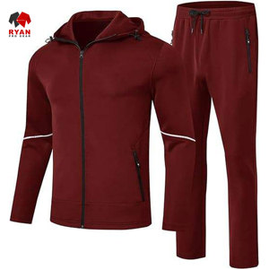 Survêtements respirants personnalisés Ryan Pro Gear pour hommes avec logo sur mesure et poches ODM - Product Image 3