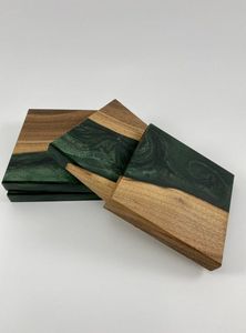 Sous-verre artisanal de style bohème en bois et résine, de qualité supérieure, éco-responsable, finition résine lisse, personnalisable pour la décoration - Product Image 4