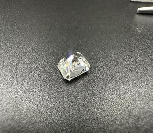 Gema de Moissanita Suelta de 7x9mm, Corte Radiante, Color DEF Blanco, Claridad VVS, Piedra Cultivada en Laboratorio para Joyería Personalizada - Product Image 1