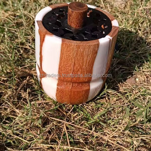 Quemador de Incienso de Resina Contemporáneo, Diseño Artesanal de Lujo para Ramadán, Eid, Fragancia para el Hogar, Regalo - Product Image 1