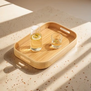 Plateau de service rectangulaire lisse et arrondi en bois clair, fait main, de qualité alimentaire, durable, pour cuisine et table basse, par Rehman Craft - Product Image 3