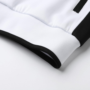 Survêtement professionnel en polyester respirant pour la course, l'entraînement, la salle de sport et les activités de plein air - Product Image 4