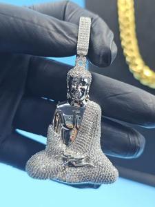 จี้พระพุทธรูปคริสตัลสวยงามประดับเพชรโมอิสซาไนต์ทรงกลม เงินแท้ 925 เครื่องประดับจี้ห้อยคอ - Product Image 2
