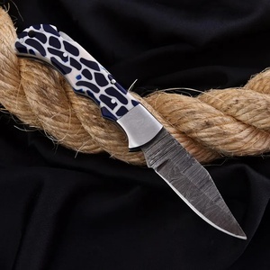 Cuchillo Plegable de Acero de Damasco Hecho a Mano con Mango de Resina, Cuchillo EDC para Caza y Camping al Aire Libre, Proveedor Mayorista de Alta Calidad - Product Image 2