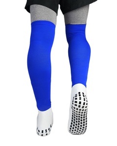 Manchon de compression personnalisé pour mollet, chaussette de soutien longue pour la jambe, chaussettes de récupération sportive anti-fatigue pour le football, usine ODM Vietnam - Product Image 2