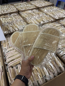 [BEST SELLER] Chaussons en loofah respirants pour spa, idéaux pour les équipements hôteliers et le confort des invités de maison d'été au Vietnam - Product Image 5