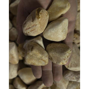 Galets jaunes de Sienne 40-60mm - Sacs de 1000kg - Product Image 4