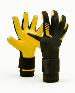 Gants de gardien de but de football professionnels de haute qualité pour adultes, en latex personnalisé pour enfants, équipement sportif respirant à prix raisonnable - Product Image 1