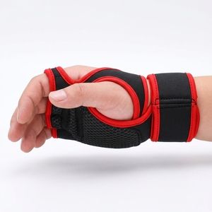 Gants de musculation en néoprène demi-doigts pour le tennis, noirs et rouges, avec protection réglable de la paume et support de poignet à boucle auto-agrippante, pour la gym et le fitness - Product Image 2