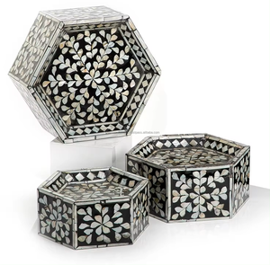 Support à gâteau hexagone de luxe fait à la main en incrustation d'os et de nacre de table en inde pour la célébration du Ramadan Eid Mubarak - Product Image 6