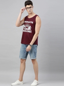 Camiseta sin mangas para hombre, color granate, con estampado Namaste Beaches, cuello redondo, estilo casual, 100% algodón, transpirable, tejido de punto, logotipo frontal - Product Image 2