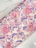 Tissu en organza imprimé numériquement à motifs floraux multicolores avec broderie au fil et travail de paillettes pour costumes de créateurs, saris, kurtis, etc.