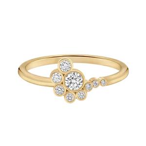 แหวนหมั้นเพชรทรงอสมมาตรแบบกลุ่ม ประดับทอง 14K ด้วยการฝังแบบ Bezel  แหวนหลายเม็ดพลอยดีไซน์ Celestial แหวนสัญญาดีไซน์ดอกไม้ทันสมัยไม่ซ้ำใคร - Product Image 1